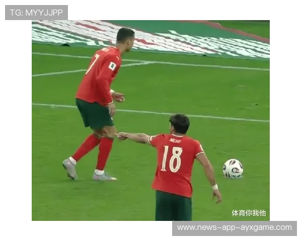 费尔南德斯角球套路再现头槌，掀起球场风暴